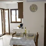 Popovic Apartment